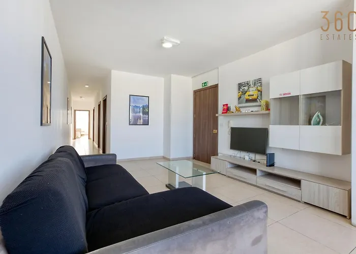 Lovely & Spacious 3br Penthouse In Swieqi By 360 Estates