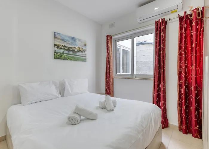 Lovely & Spacious 3br Penthouse In Swieqi By 360 Estates 公寓