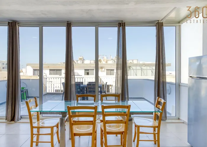 Lovely & Spacious 3br Penthouse In Swieqi By 360 Estates